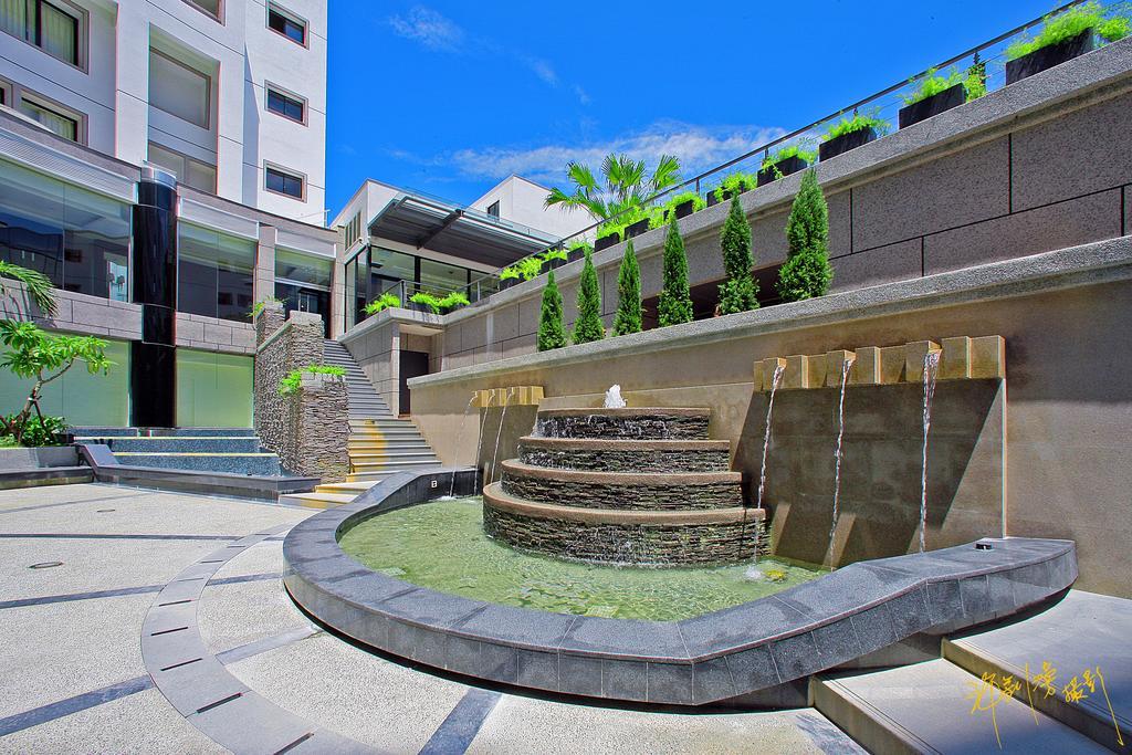 Garden Villa Kaohsiung Exterior photo